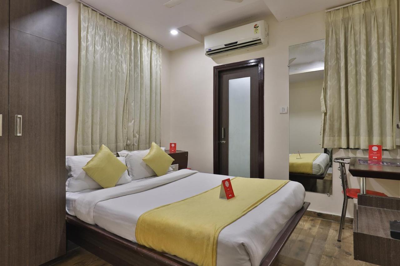 New Rajdhani Hotel Vadodara Dış mekan fotoğraf
