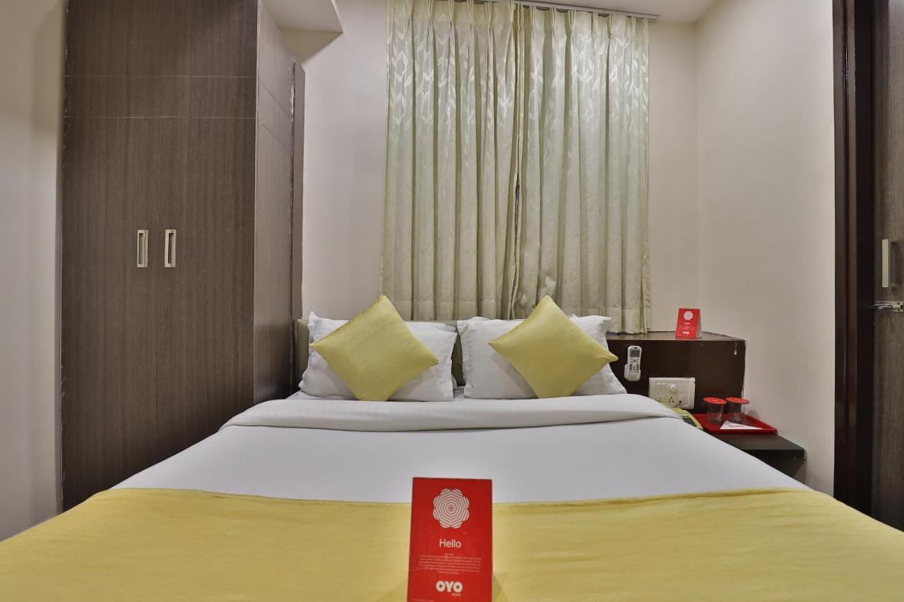 New Rajdhani Hotel Vadodara Dış mekan fotoğraf